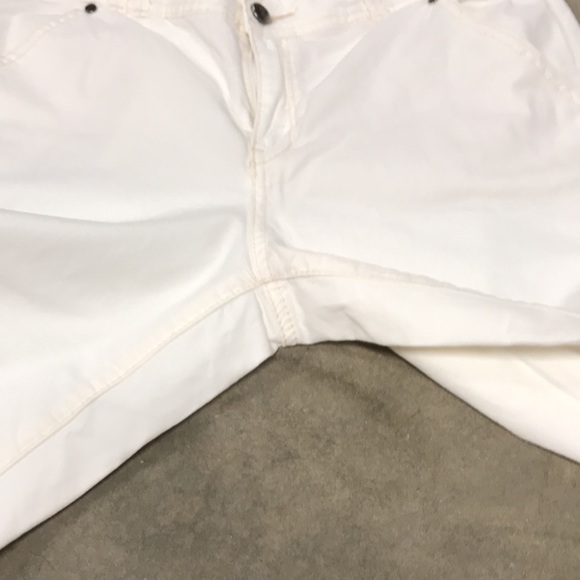 Off white jeans by Pilcro.  Size 30. - Picture 7 of 15